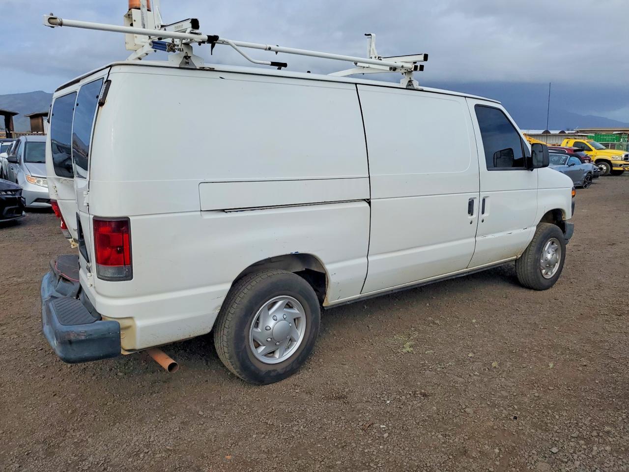 2013 Ford Econoline E150 Van - Image 3