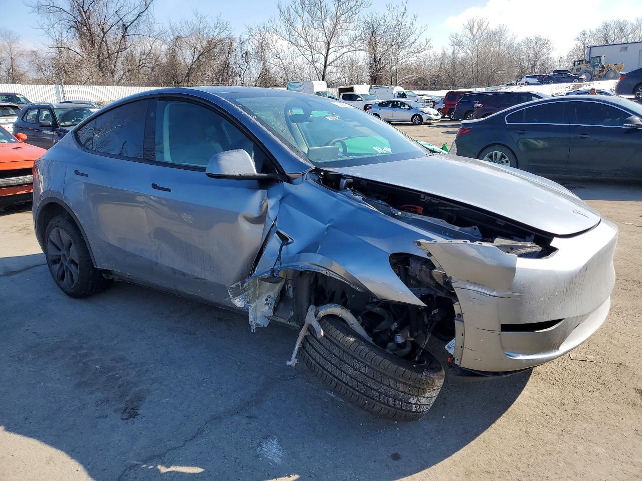 2024 Tesla Model Y - Image 4