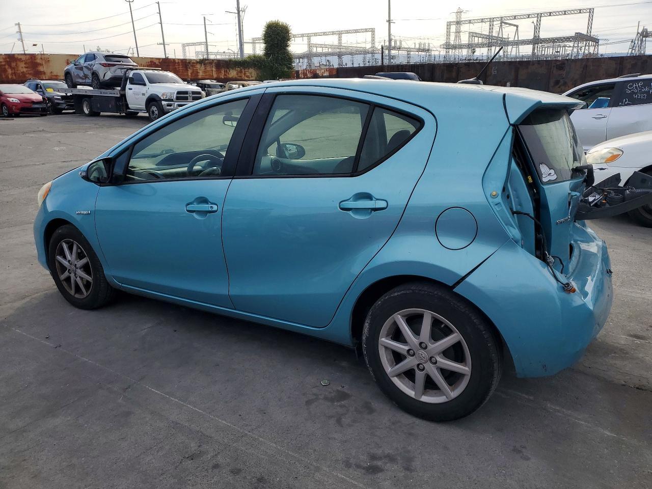 2012 Toyota Prius C - Фото 2