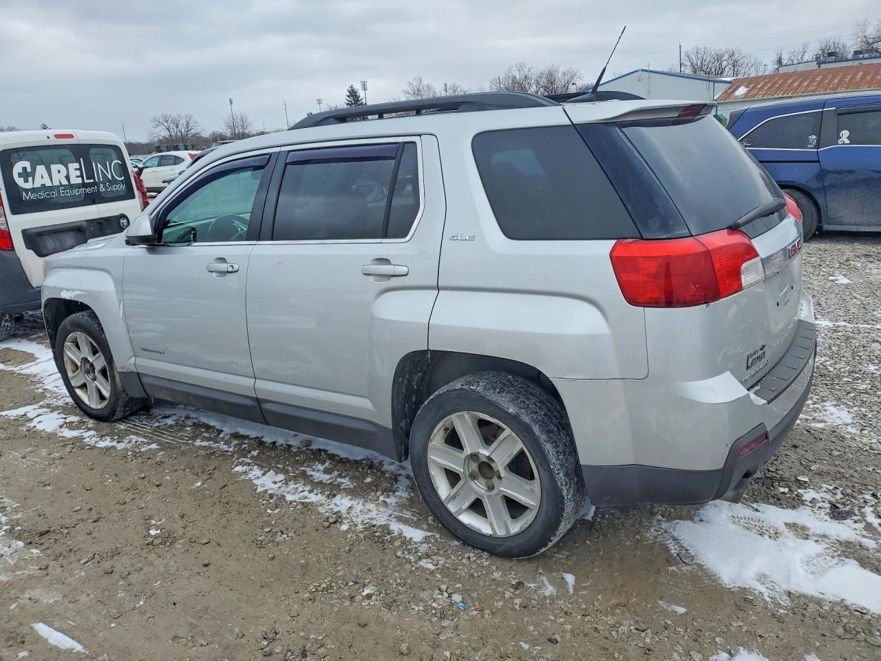 2010 GMC Terrain Sle - Фото 2