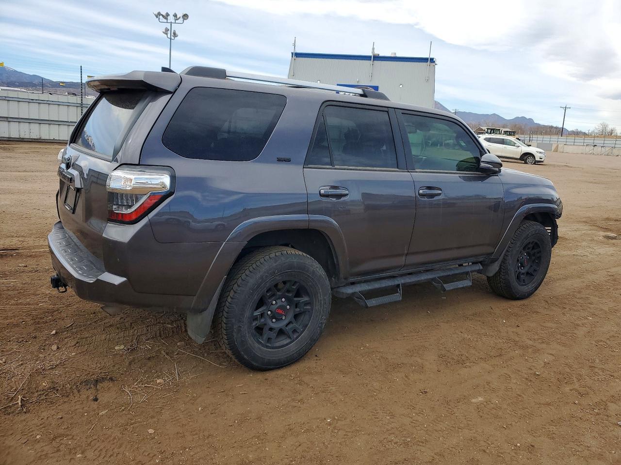 2021 Toyota 4Runner Sr5/Sr5 Premium - Фото 3