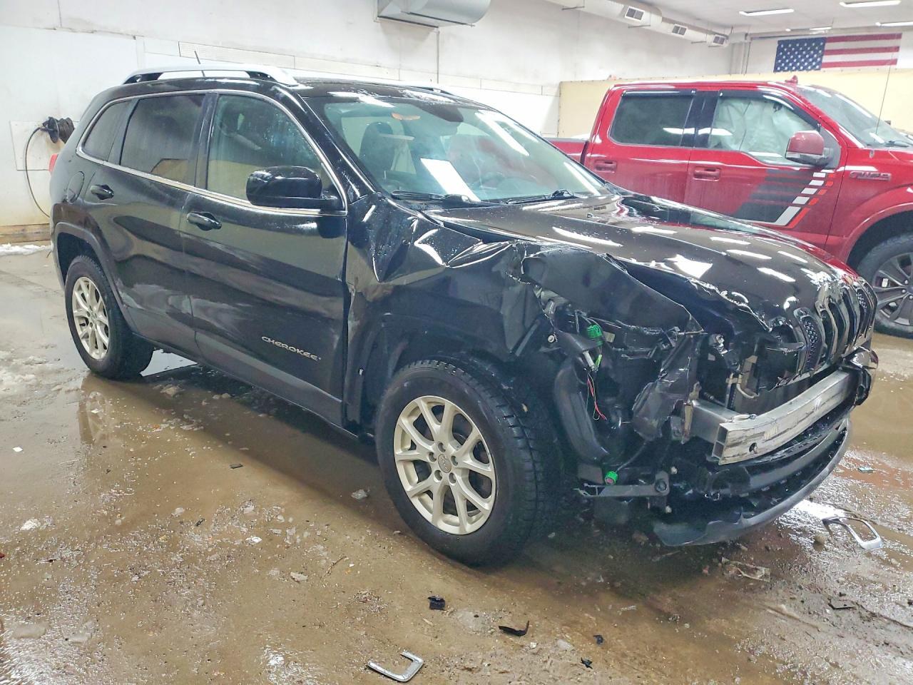 2017 Jeep Cherokee Latitude - Image 4