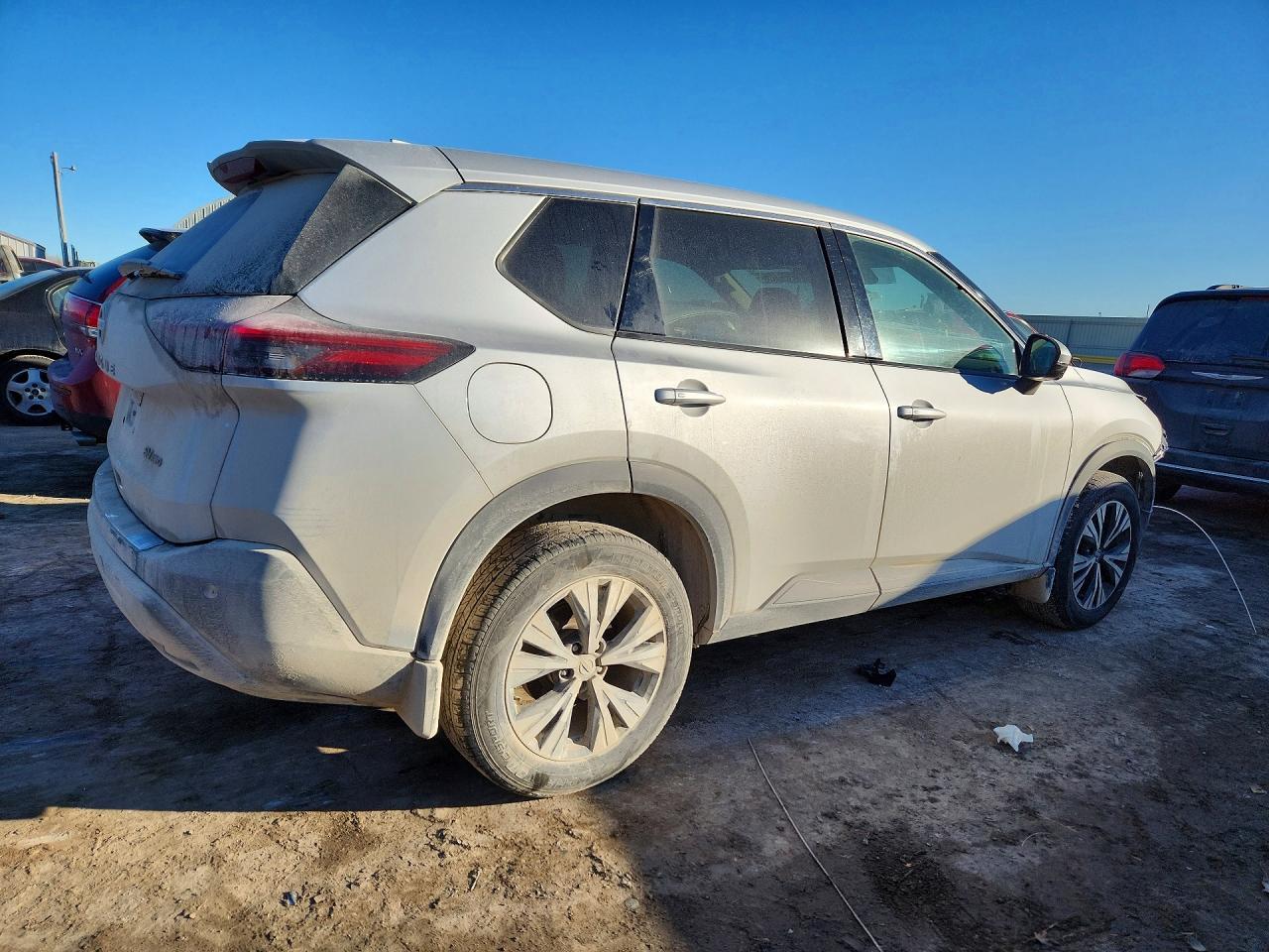2021 Nissan Rogue Sv - Фото 3