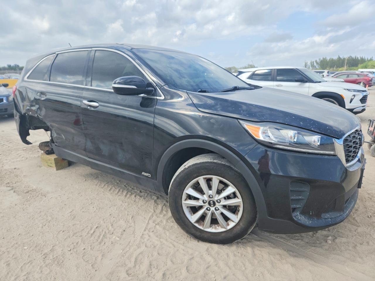 2019 Kia Sorento - Image 4
