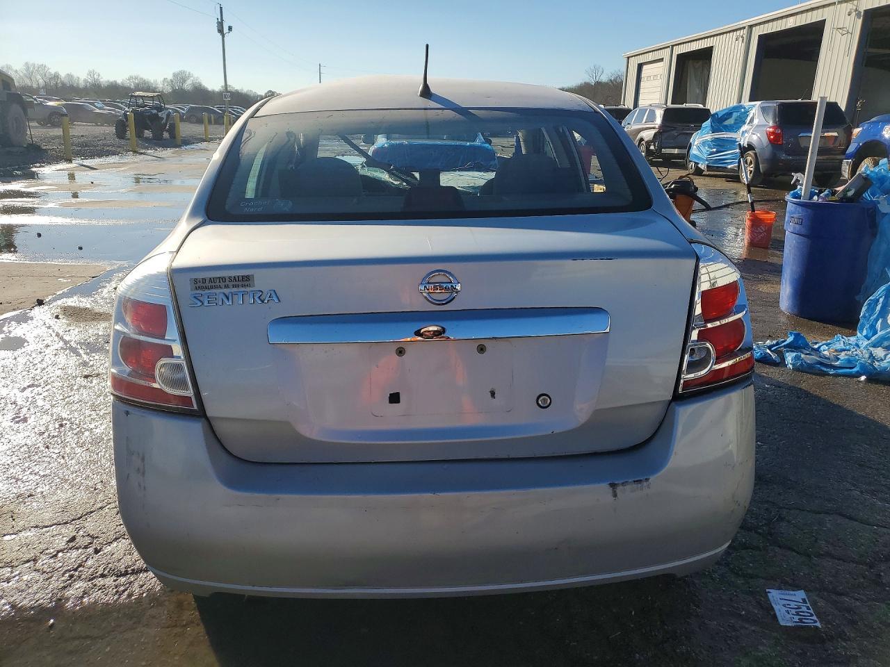 2010 Nissan Sentra 2.0 - Image 6