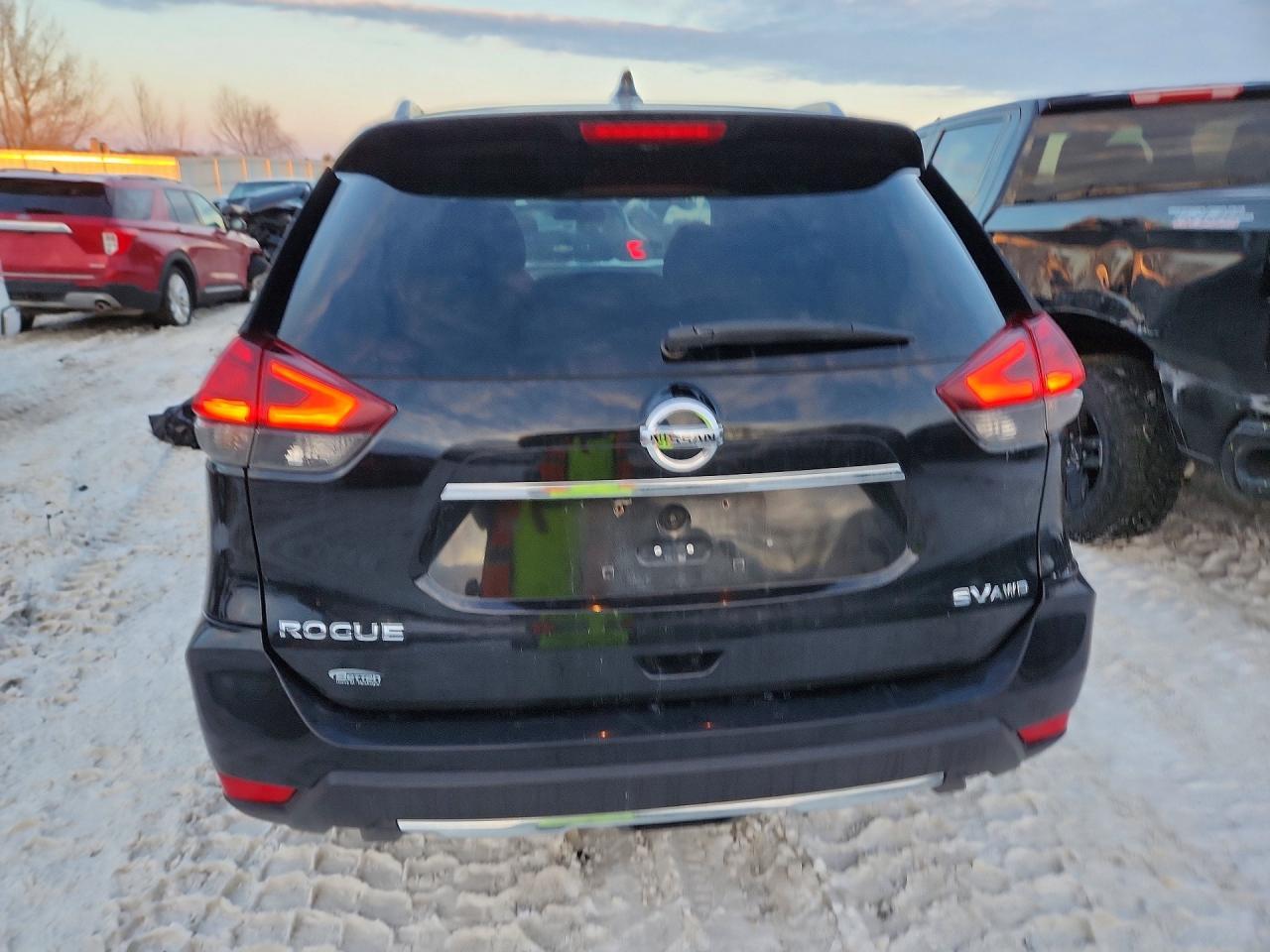 2017 Nissan Rogue S - Фото 6