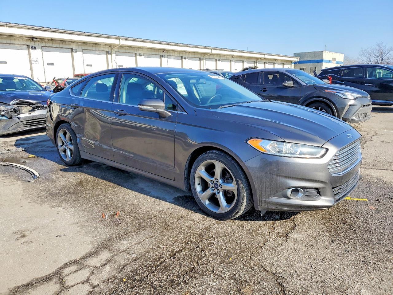 2015 Ford Fusion Se - Фото 4