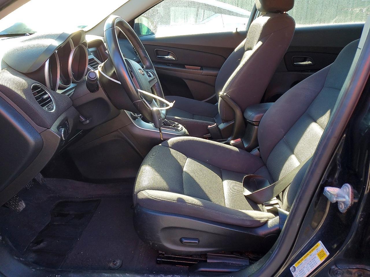 2012 Chevrolet Cruze Lt - Image 7