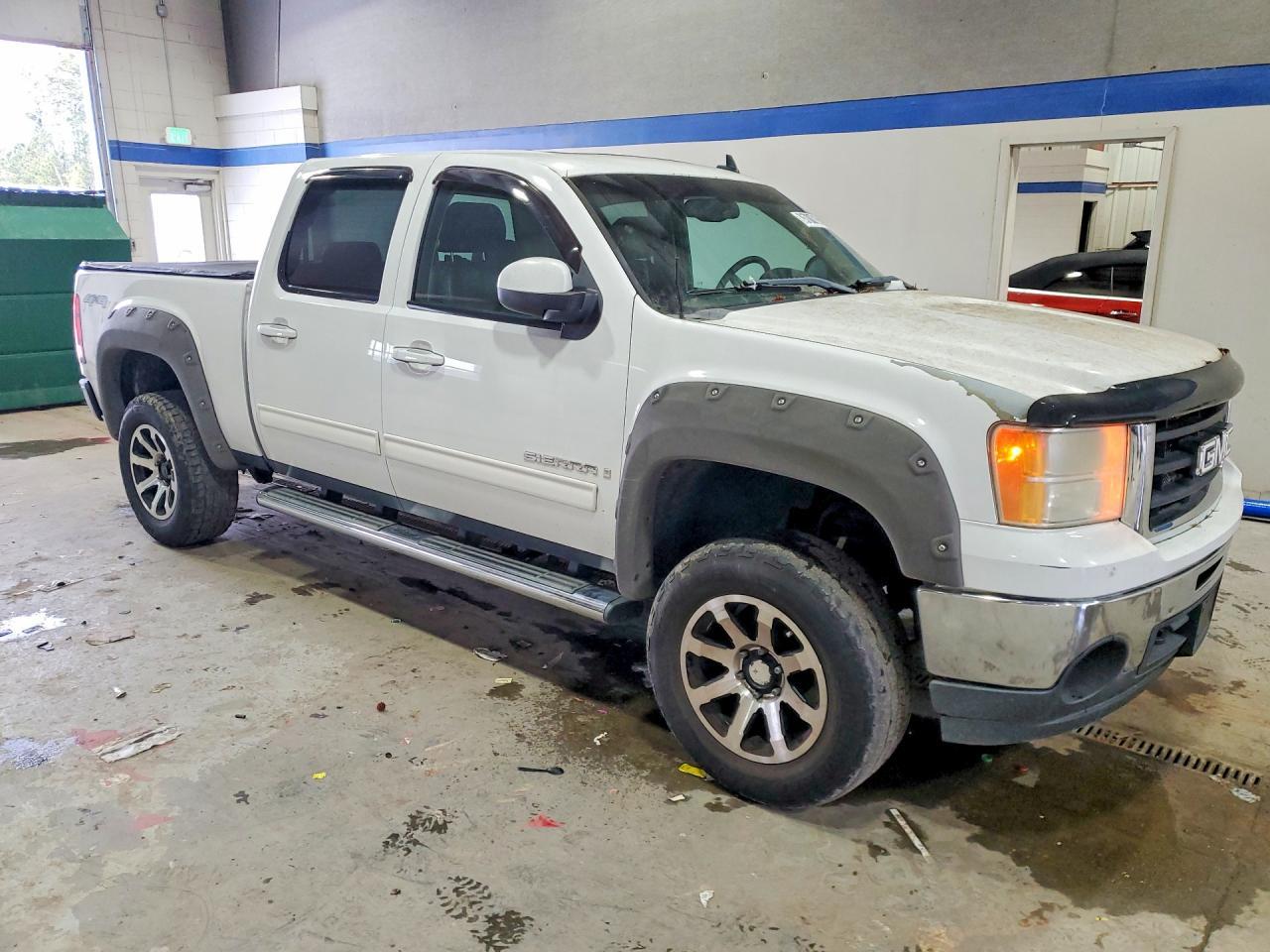 2009 GMC Sierra K1500 - Image 4