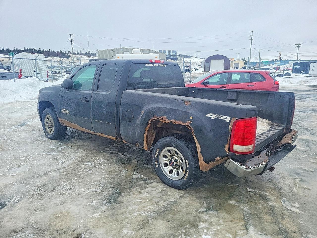 2011 GMC Sierra K1500 Sl - Image 2