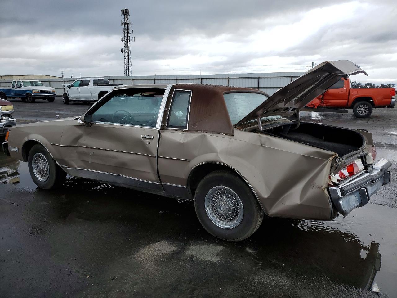 1983 Buick Regal Limited - Image 2