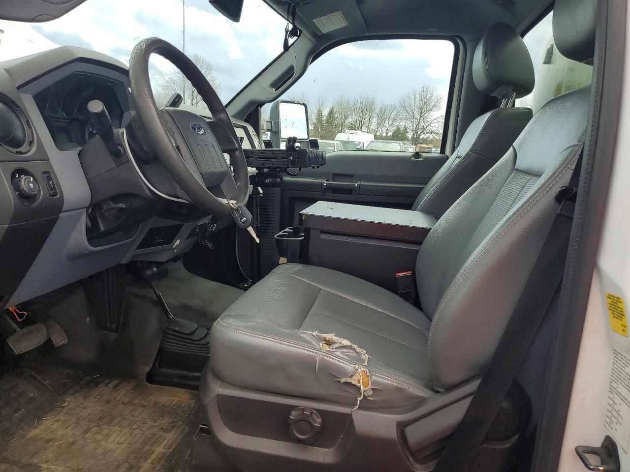 2013 Ford F250 Super Duty - Image 7