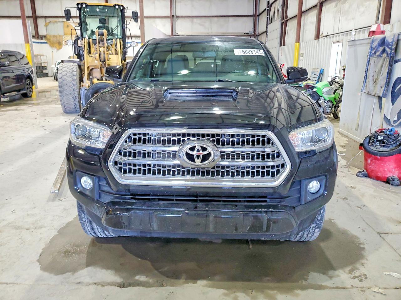 2017 Toyota Tacoma Double Cab - Image 5