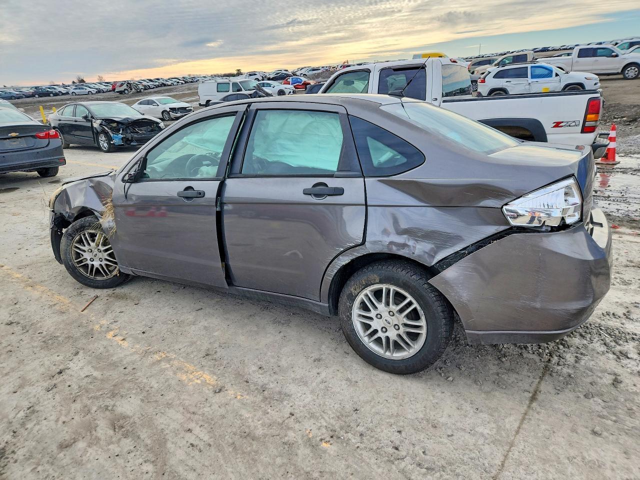 2011 Ford Focus Se - Фото 2