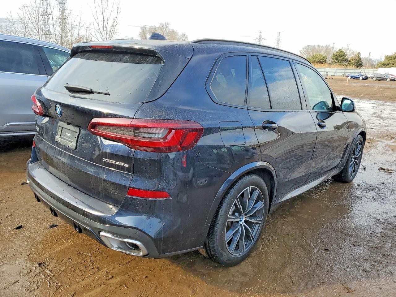 2023 BMW X5 xDrive45E - Фото 3