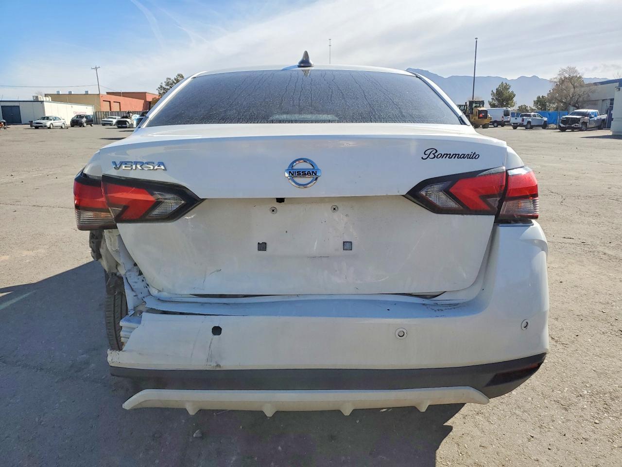 2021 Nissan Versa S - Фото 6