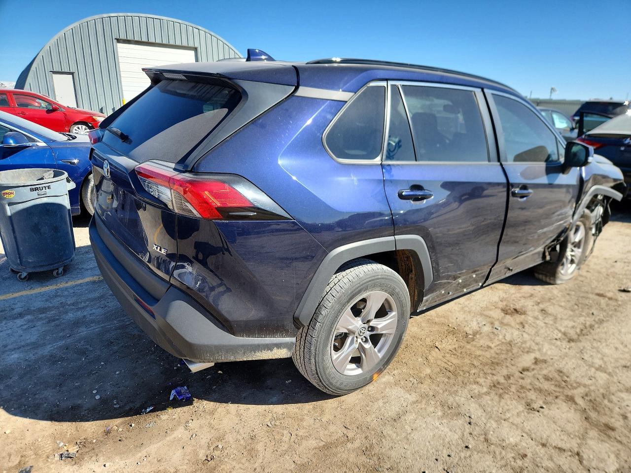 2023 Toyota Rav4 Xle - Image 3