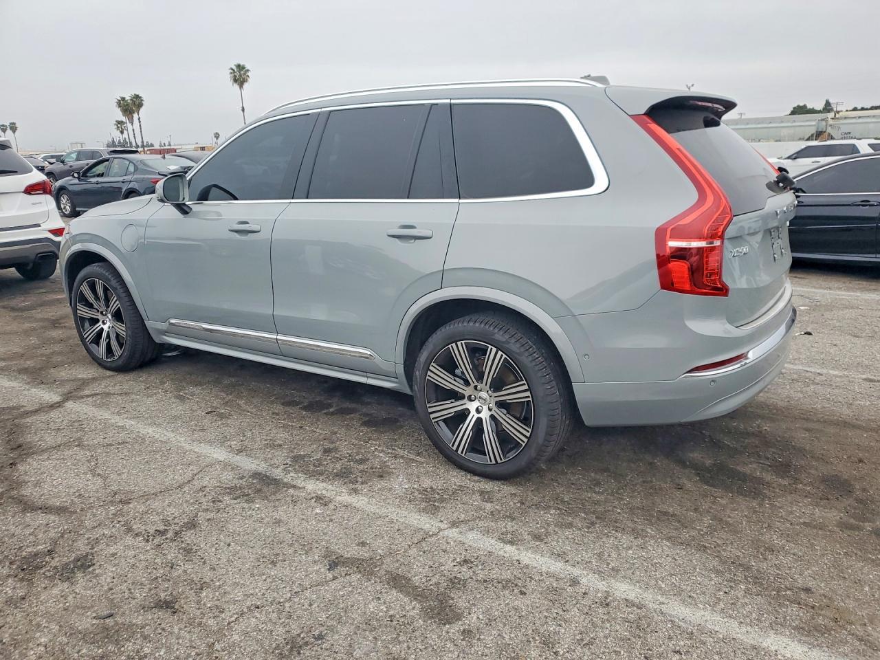 2024 Volvo Xc90 Ultimate - Image 2