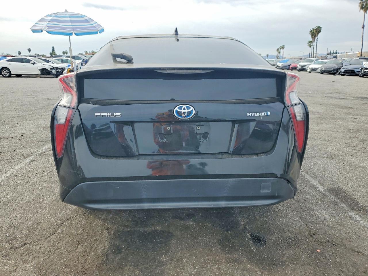 2017 Toyota Prius - Фото 6