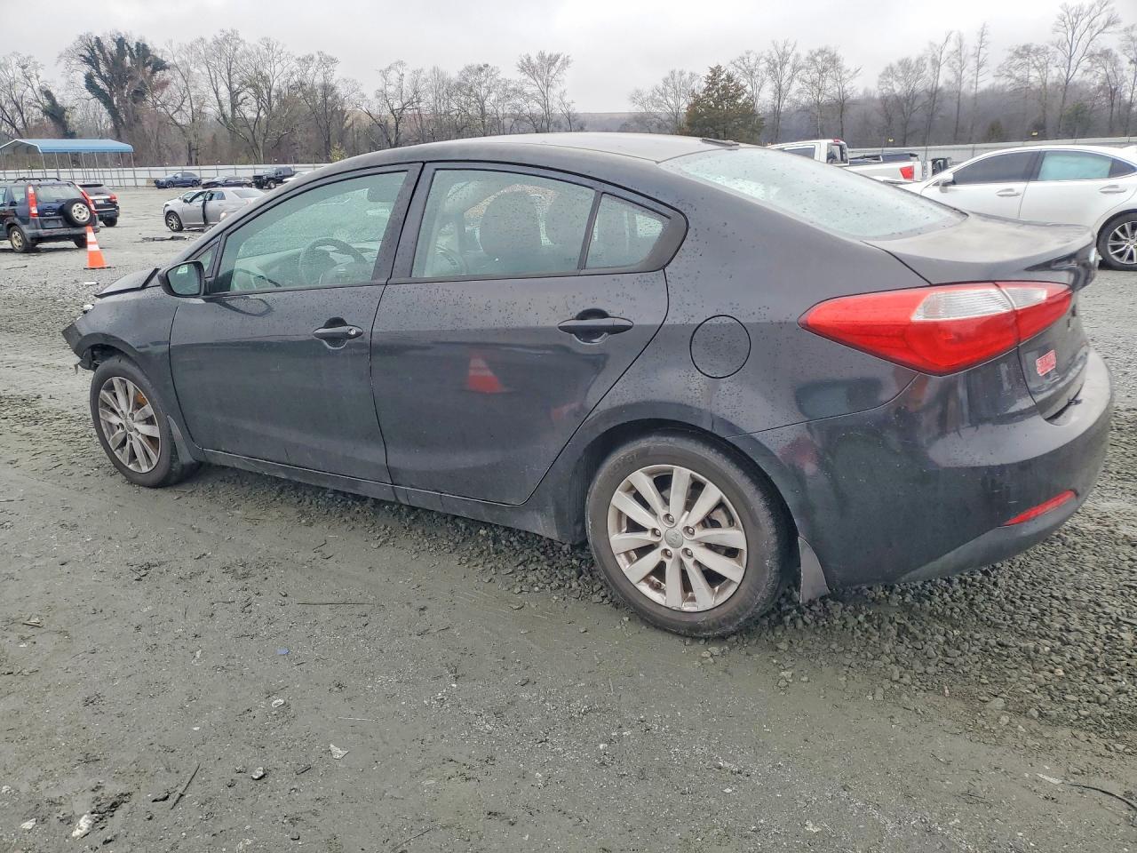 2014 Kia Forte Lx - Image 2