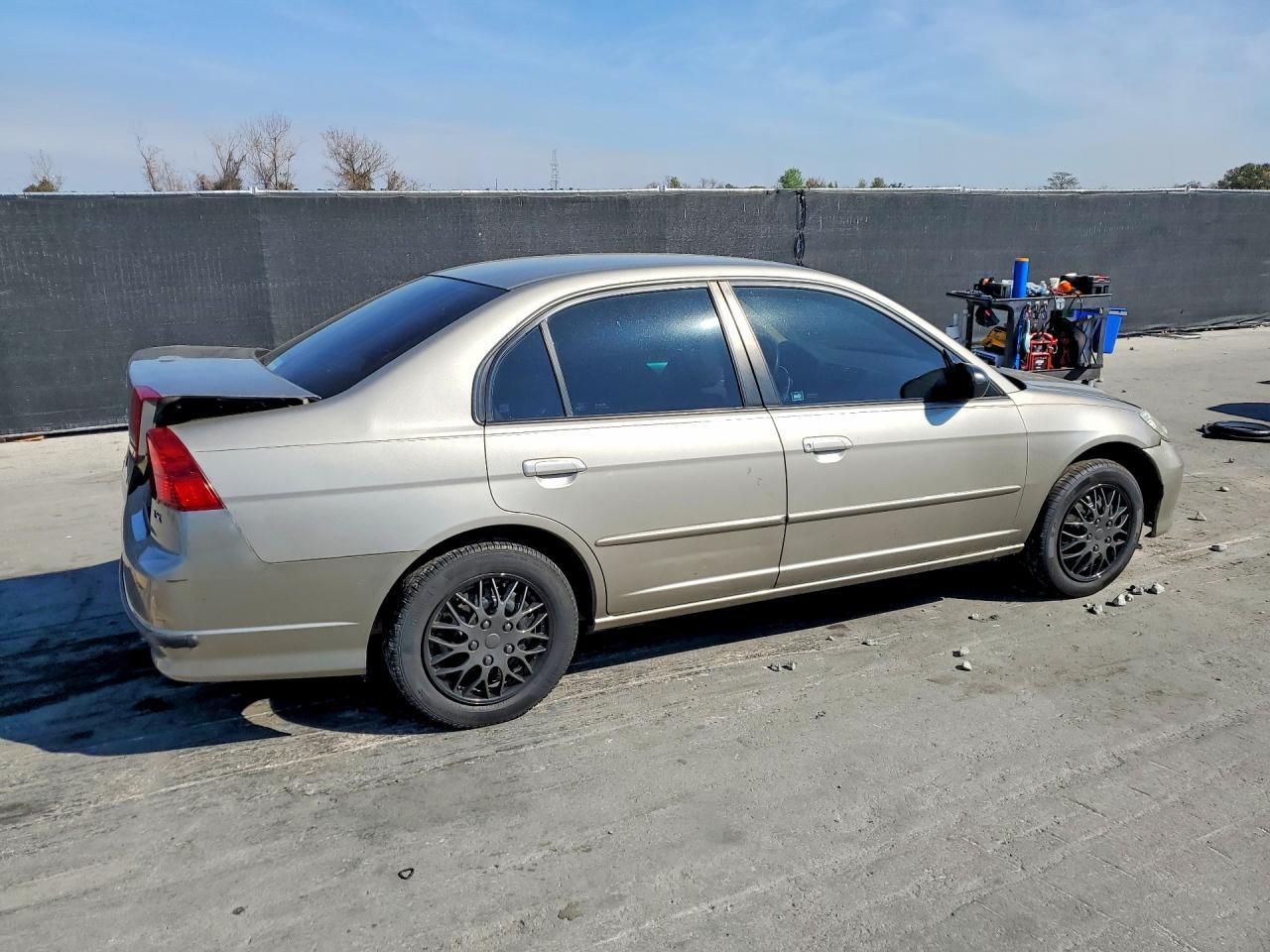 2004 Honda Civic Lx - Image 3