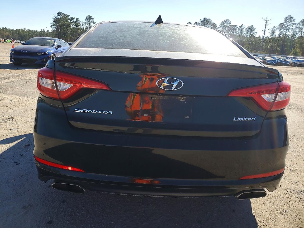 2015 Hyundai Sonata Sport - Image 6
