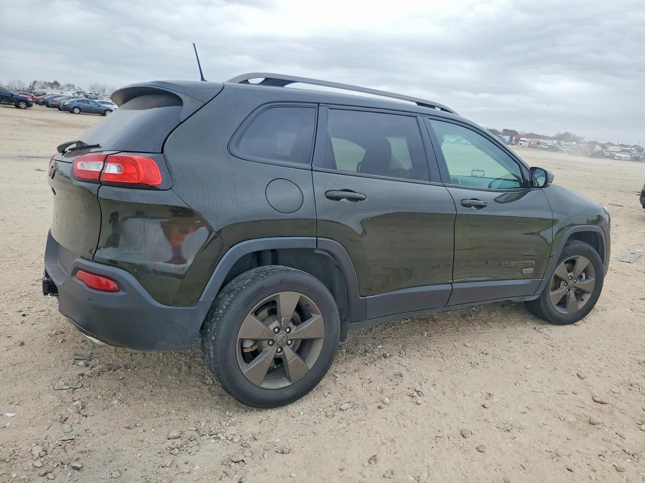 2017 Jeep Cherokee Latitude - Фото 3