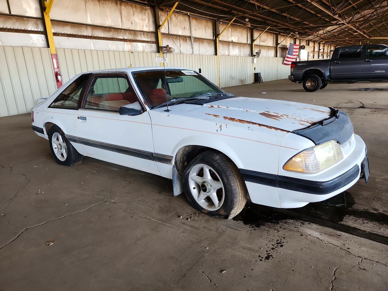 1989 Ford Mustang - Фото 4