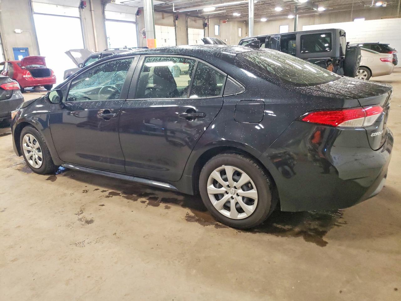 2022 Toyota Corolla Le - Image 2