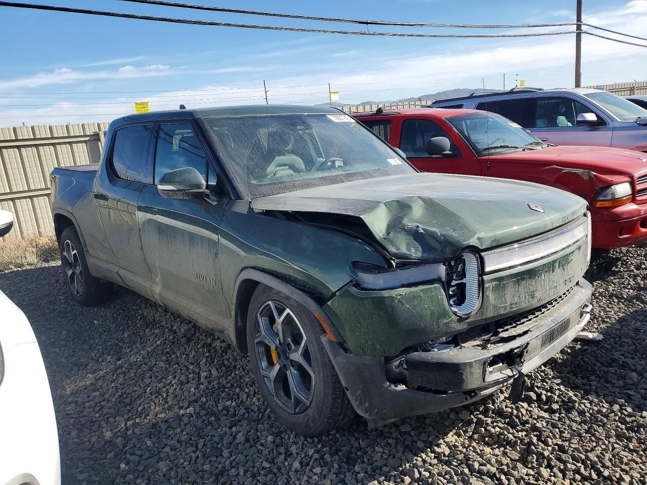 2022 Rivian R1T Adventure - Image 4