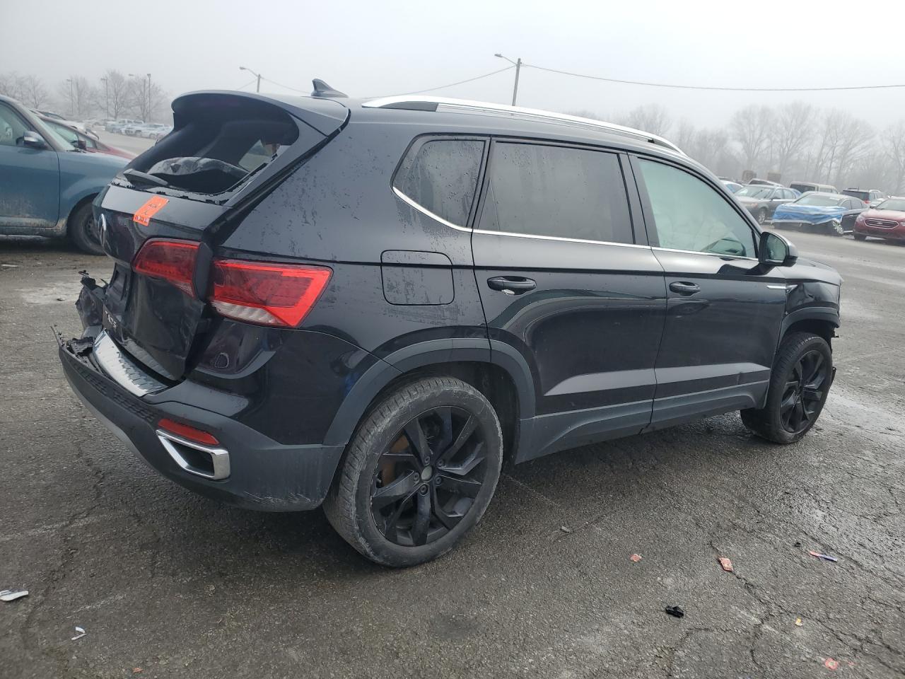 2023 Volkswagen Taos Se - Image 3