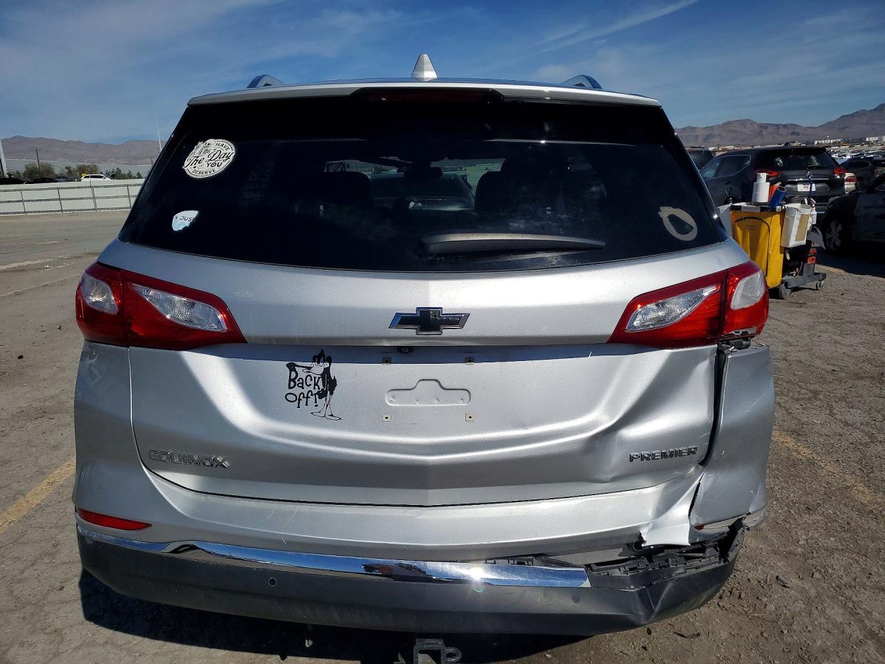 2020 Chevrolet Equinox Premier - Image 6