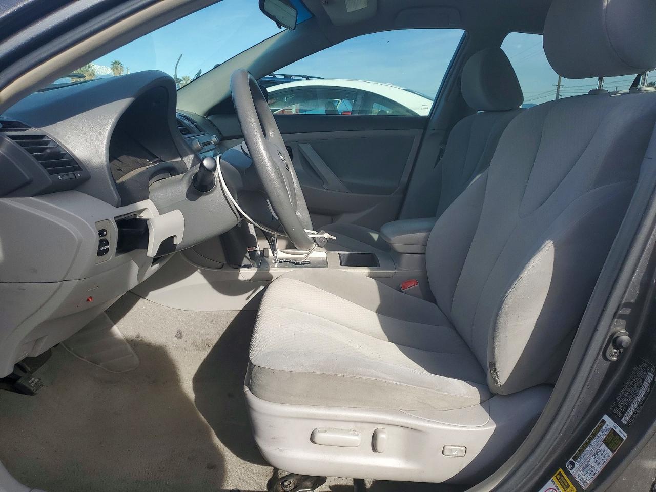 2009 Toyota Camry - Image 7
