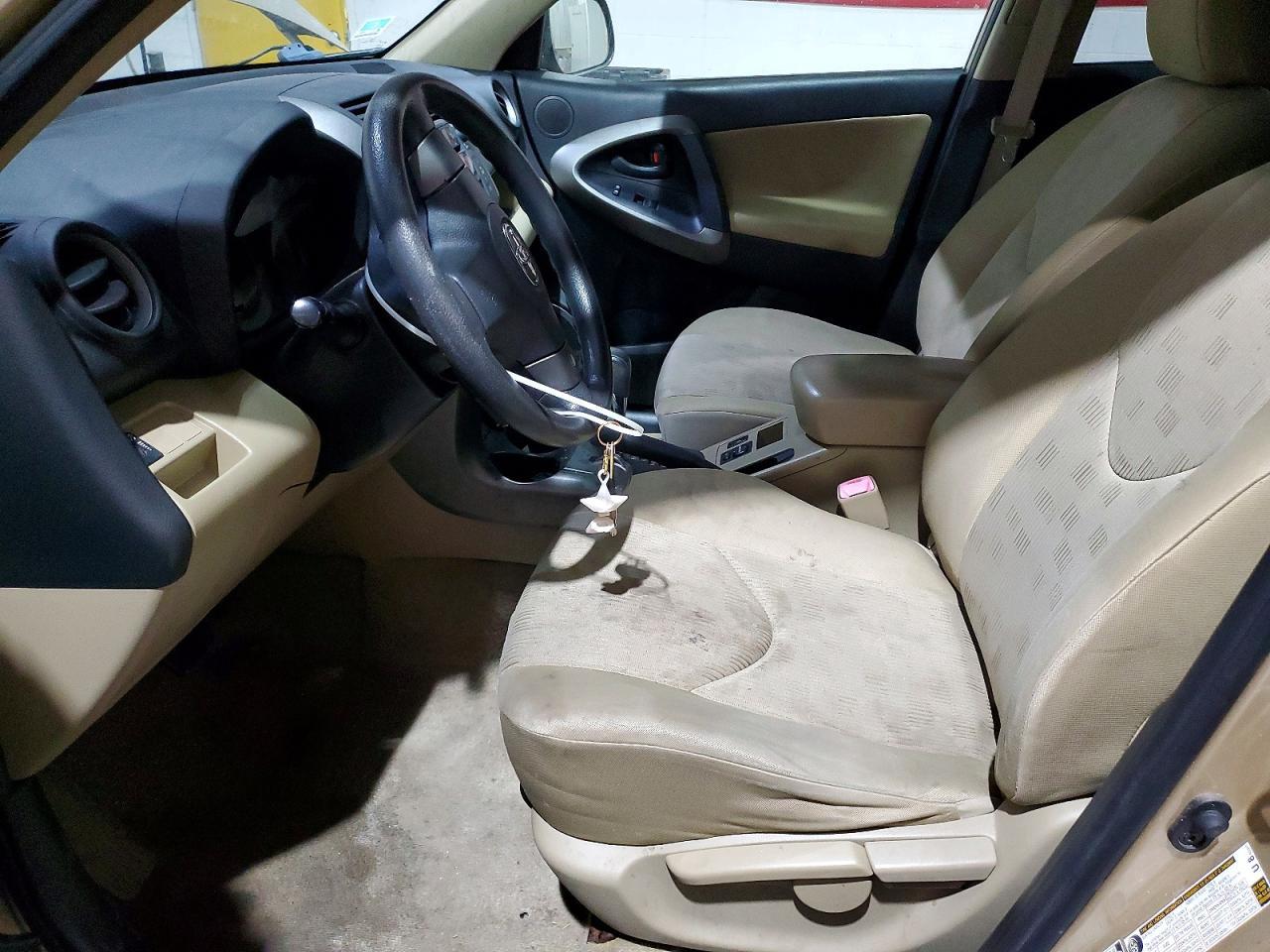 2010 Toyota Rav4 Base - Фото 7