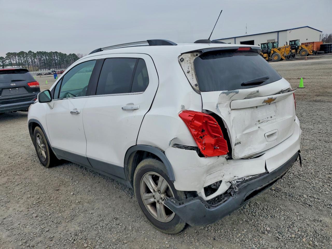 2017 Chevrolet Trax 1Lt - Image 2