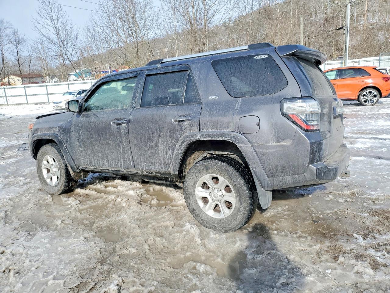 2019 Toyota 4Runner Sr5 Premium - Image 2