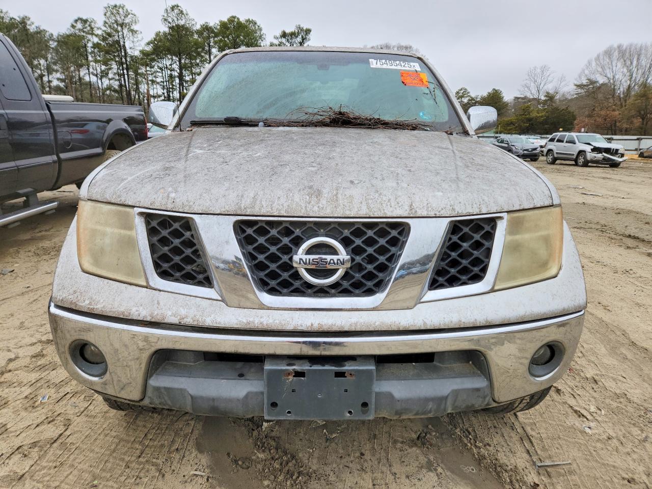 2005 Nissan Frontier Crew Cab Le - Image 5