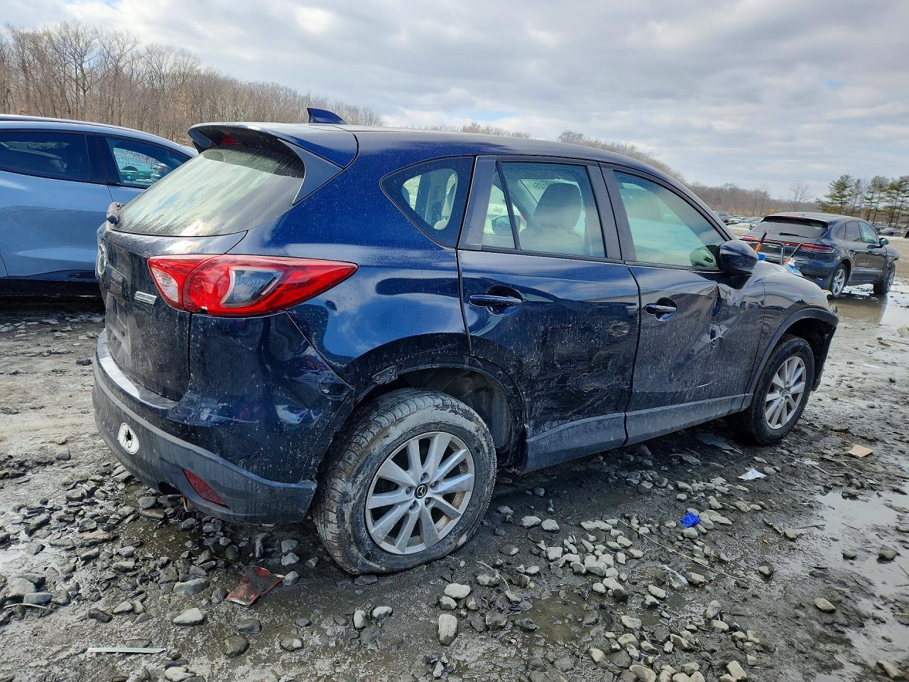2015 Mazda Cx-5 Sport - Image 3