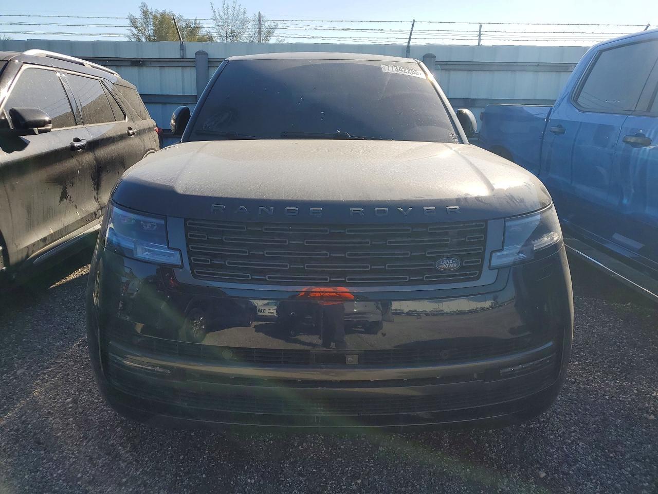 2023 Land Rover Range Rover Se - Image 5