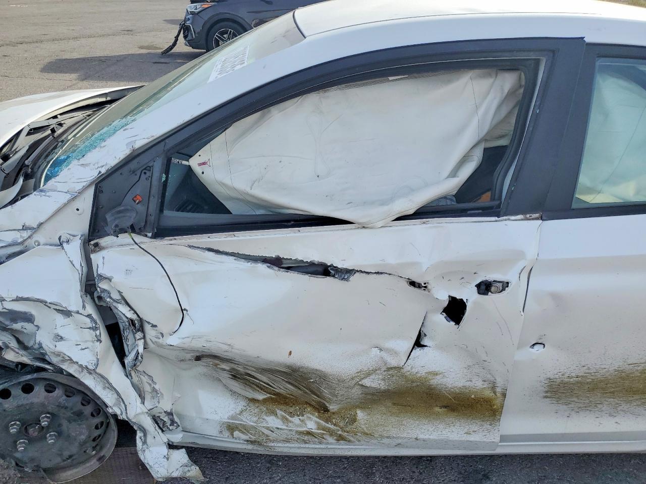 2018 Hyundai Accent Se - Фото 7
