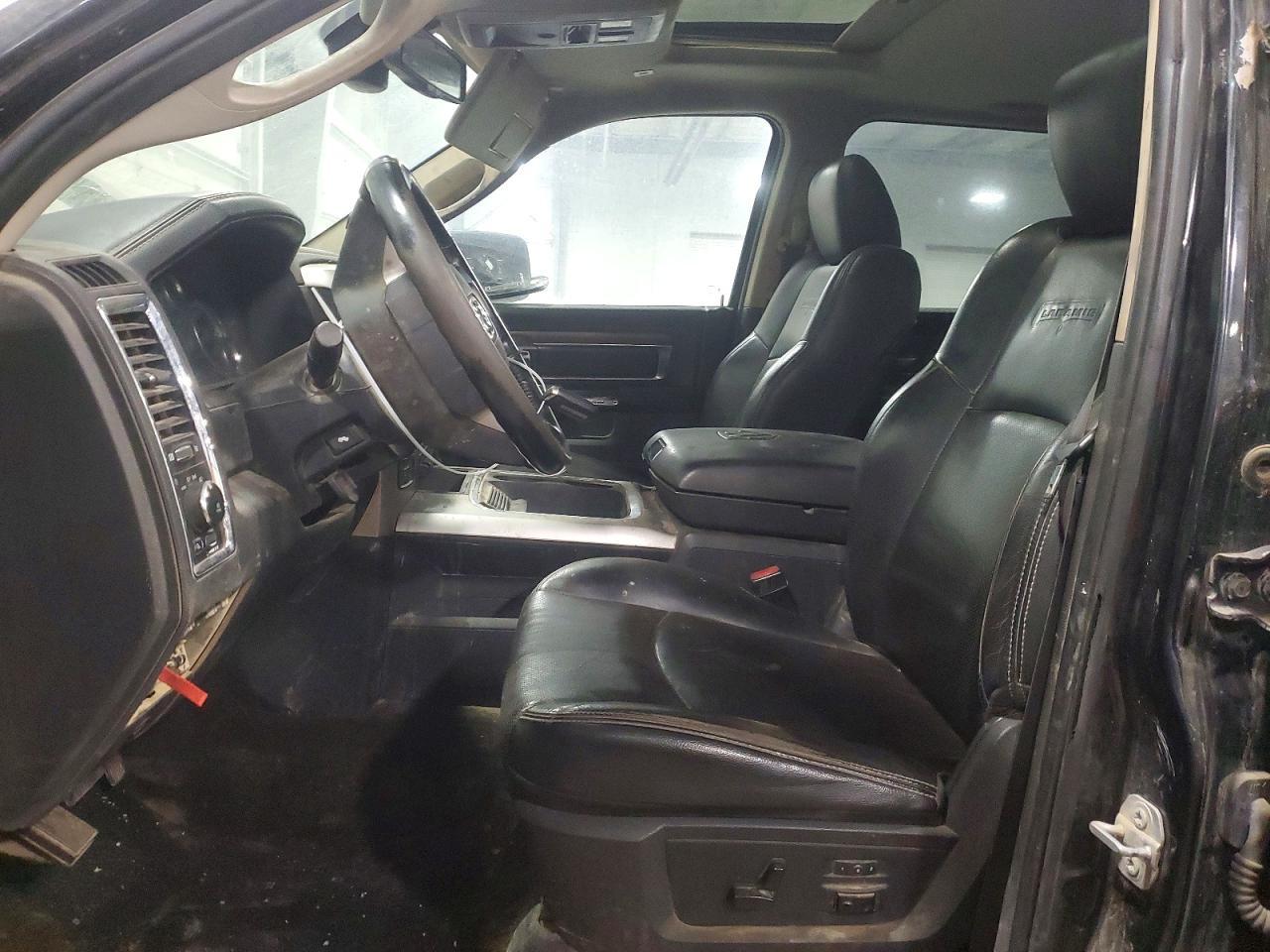 2017 Ram 1500 Laramie - Image 7