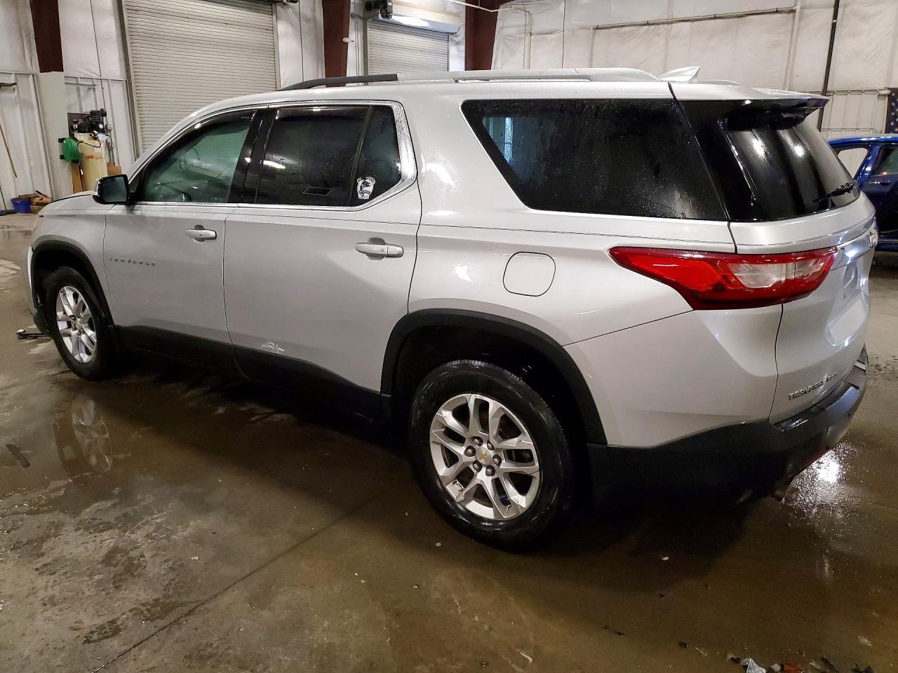 2018 Chevrolet Traverse Lt - Image 2