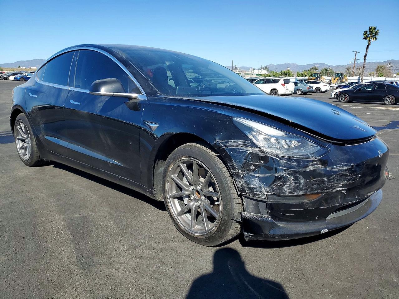 2018 Tesla Model 3 - Image 4