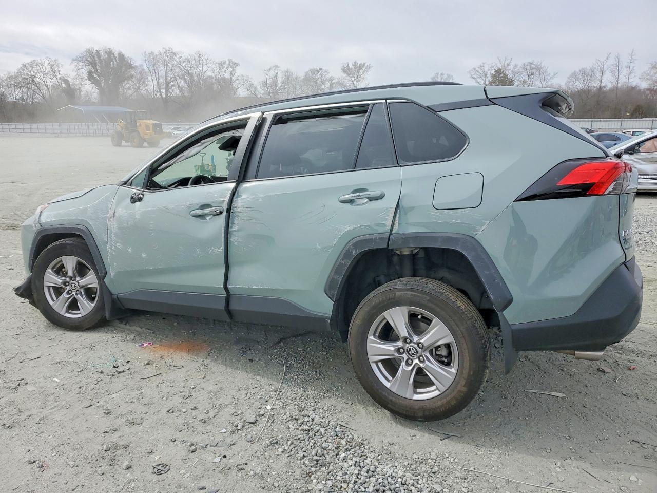 2023 Toyota Rav4 Xle - Image 2