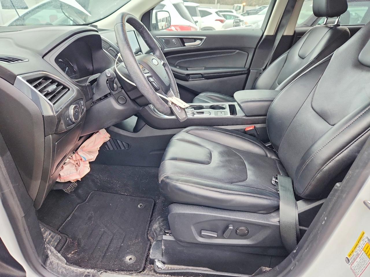 2022 Ford Edge Titanium - Фото 7