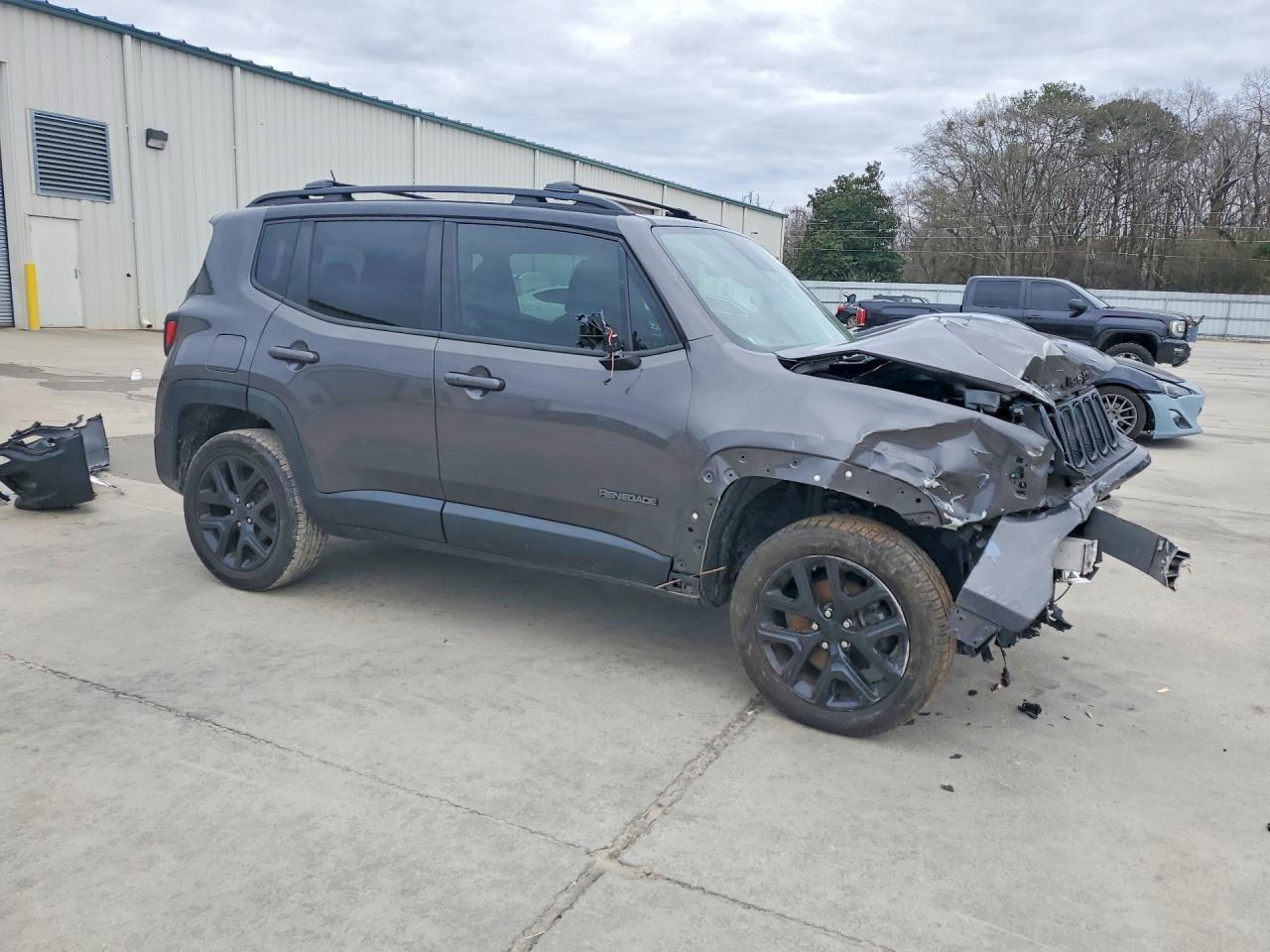 2016 Jeep Renegade Latitude - Фото 4