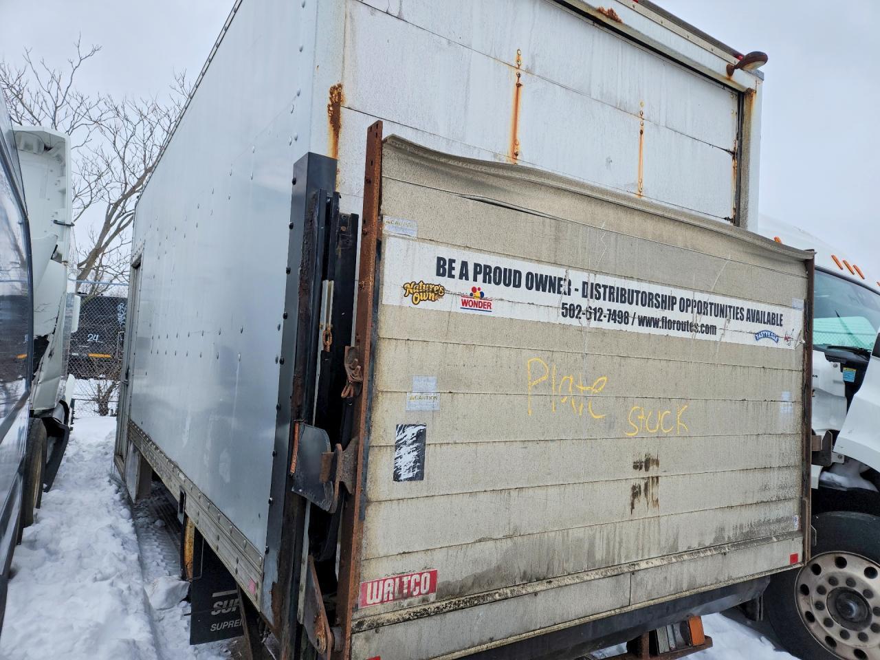 2013 Isuzu Npr Hd Delivery Truck - Image 2