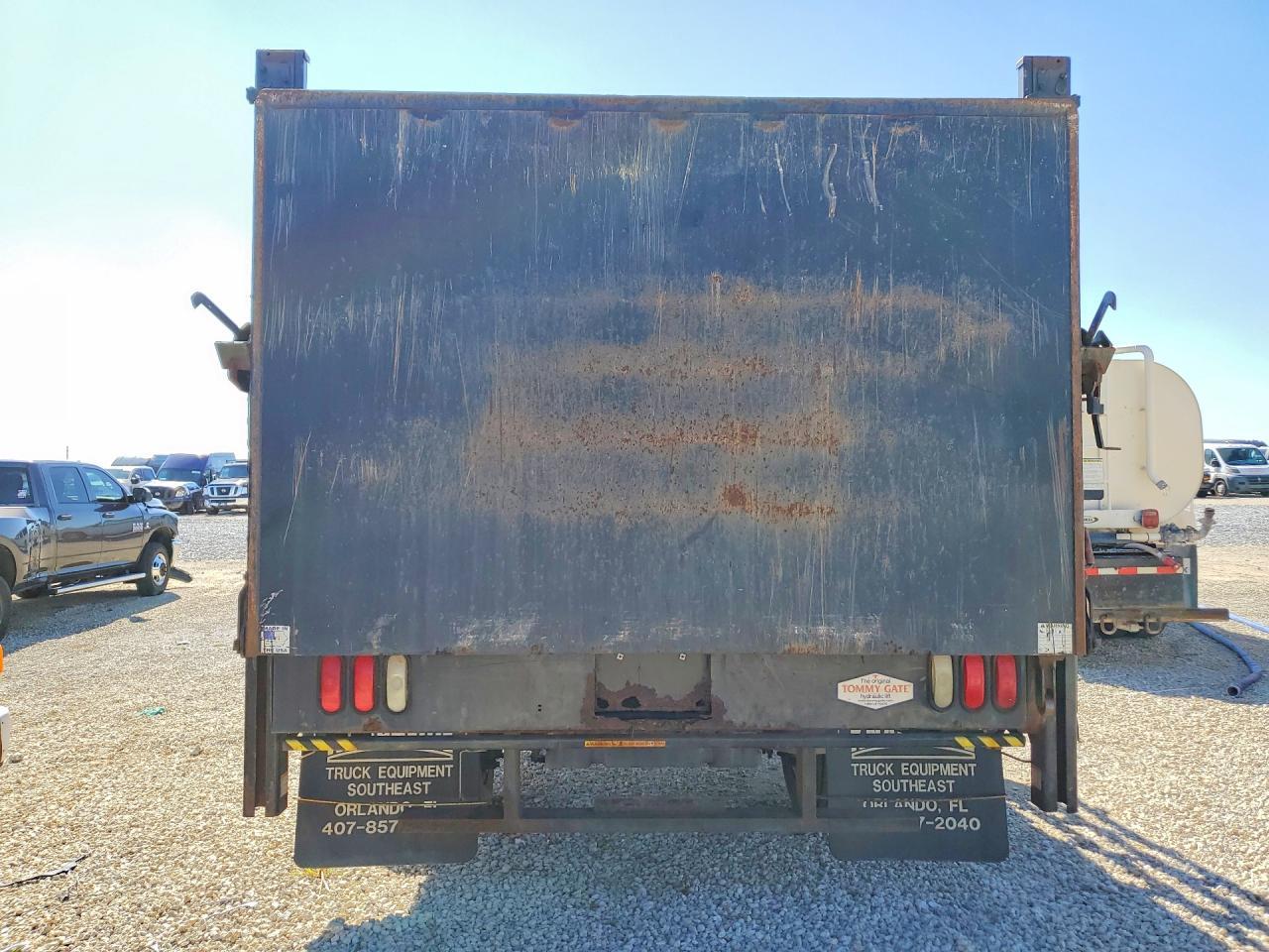 2015 Ford F550 Super Duty - Image 6