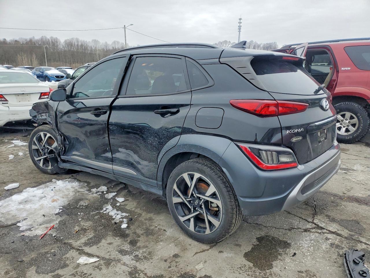 2022 Hyundai Kona Limited - Фото 2