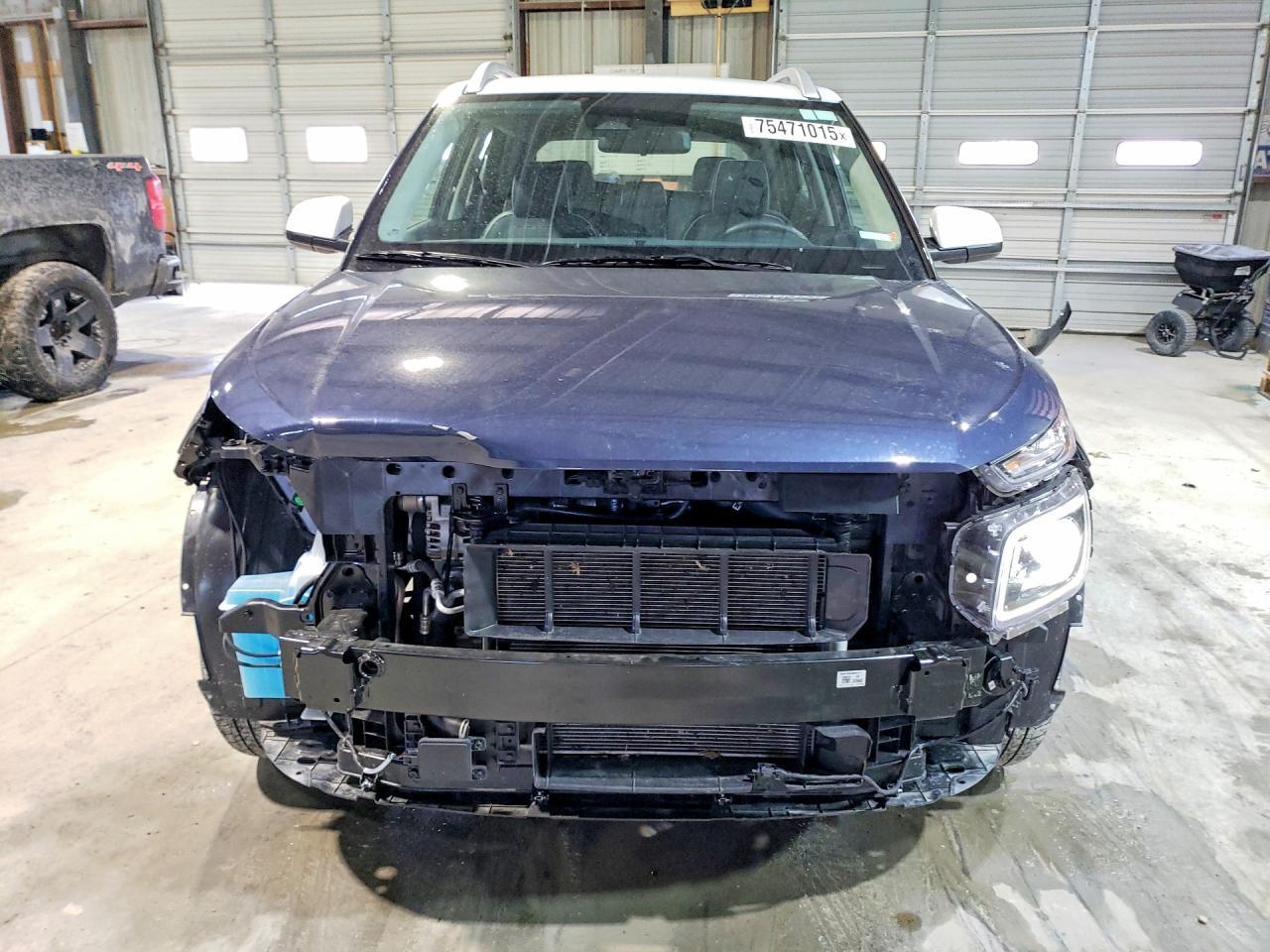 2025 Hyundai Venue Sel - Image 5